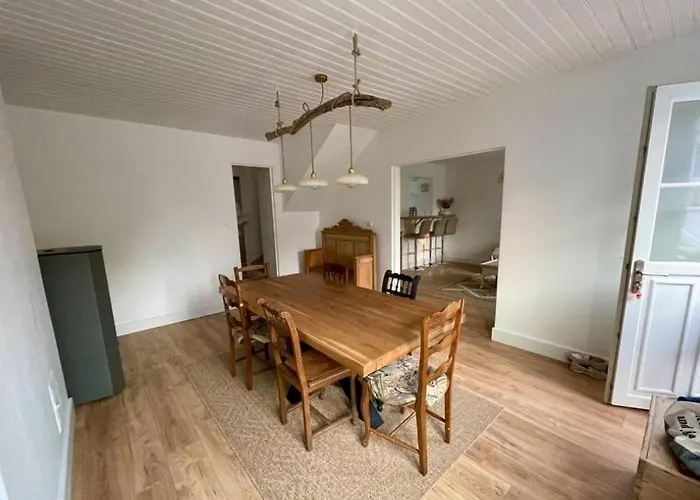 Maison 10 Min A Pied De La Vakantiehuis